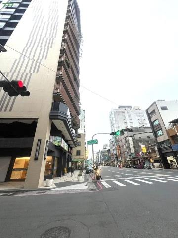 台南東區透天-10