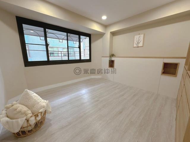 楠梓華廈-4