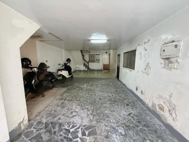 高雄苓雅透天-2